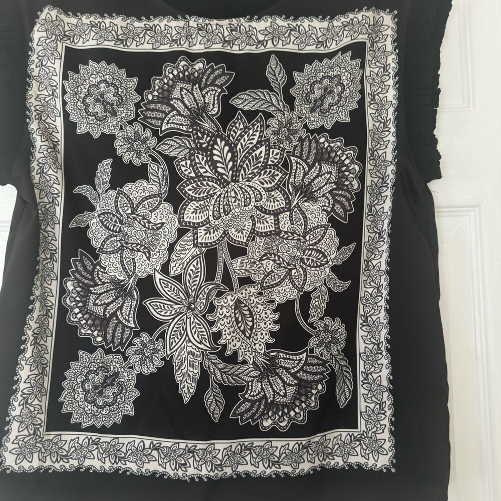 Current Air Black and White Patterned Top